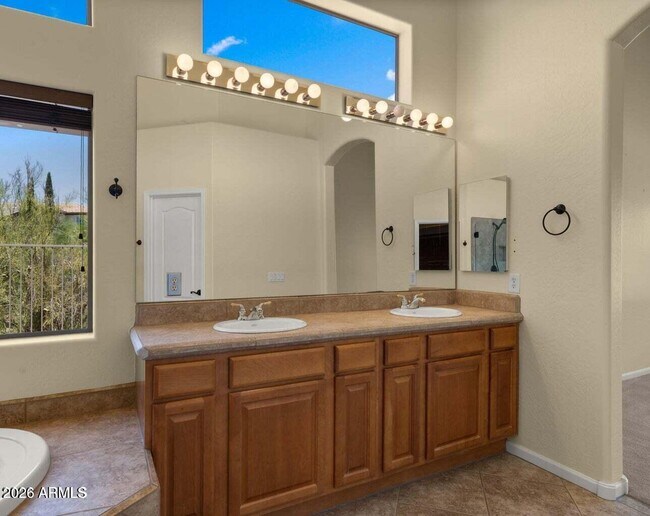 Building Photo - 5036 E Cory Cir