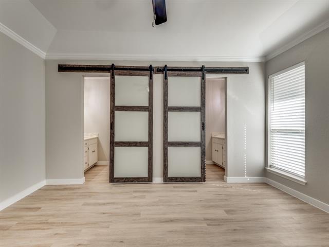 Building Photo - 2020 Normandy Dr