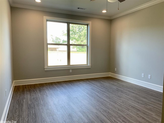 Building Photo - 106 Lamarche Pl