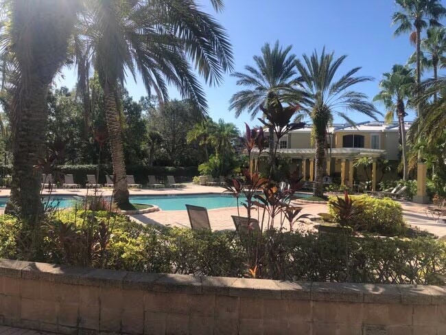 Building Photo - 5692 Bentgrass Dr