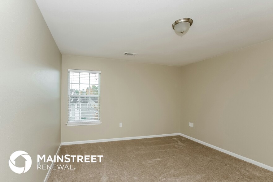 Building Photo - 4537 Oakburn Drive