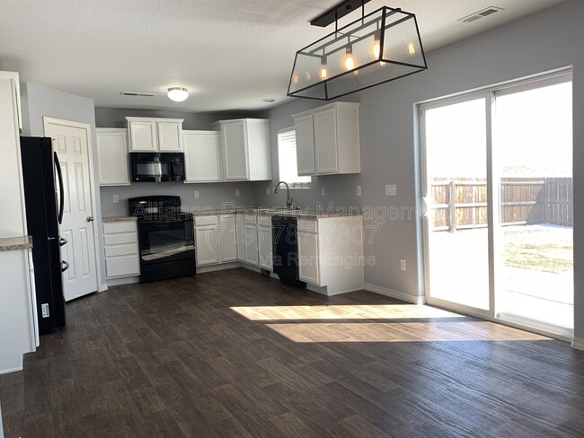 Building Photo - 3875 Reindeer Cir
