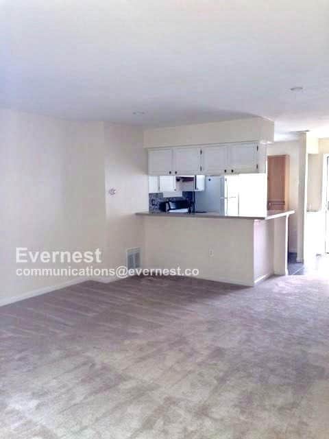 Building Photo - 12251 Granada Way