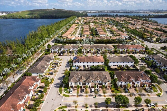 Building Photo - 8885 NW 102nd St