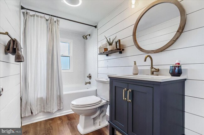 Building Photo - 6934 River Drive Rd