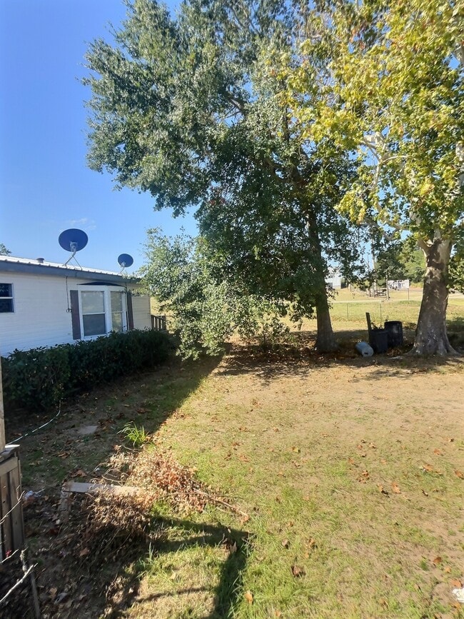 Building Photo - 16494 FM 1774