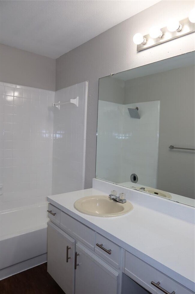 Building Photo - 1830 River Crossing Cir