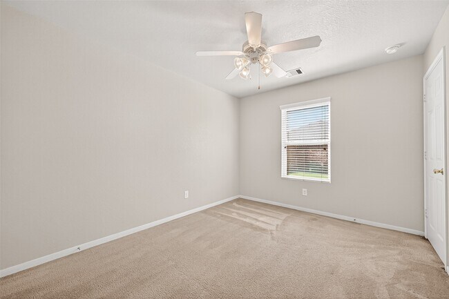 Building Photo - 3031 View Valley Trail