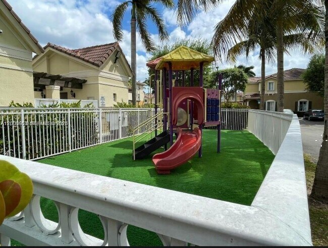 Building Photo - 8874 W Flagler St