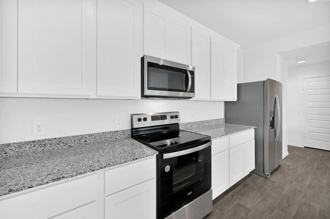 Building Photo - 2025 Woodlark Way