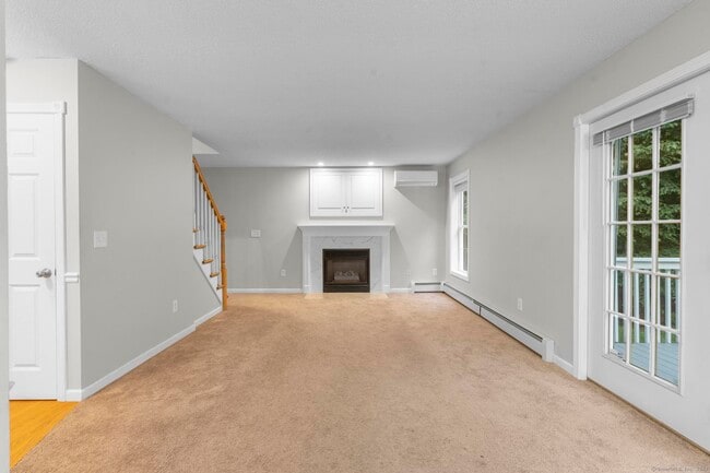 Building Photo - 232 Woodmont Dr