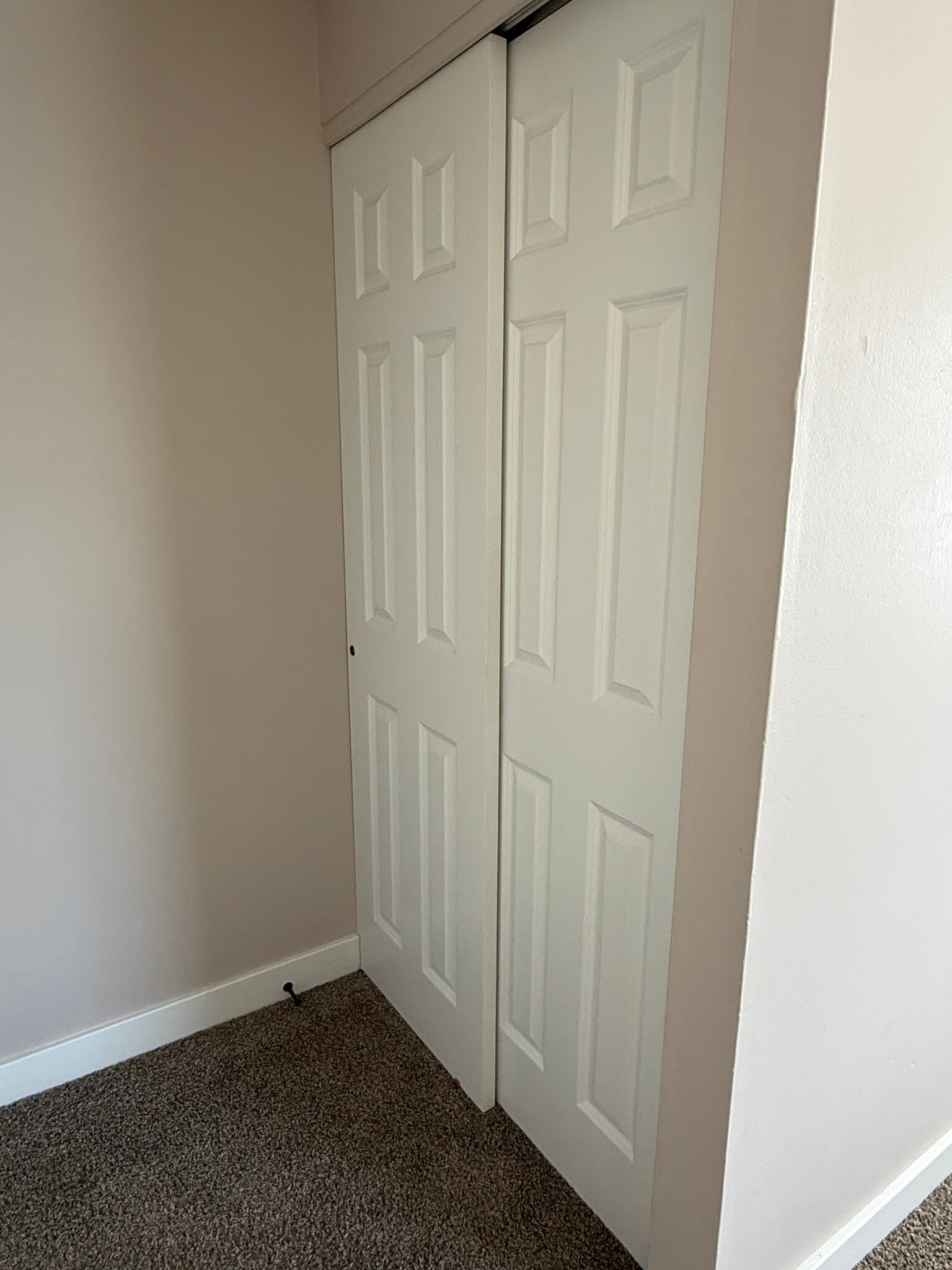 Building Photo - 740 Ridge Rd