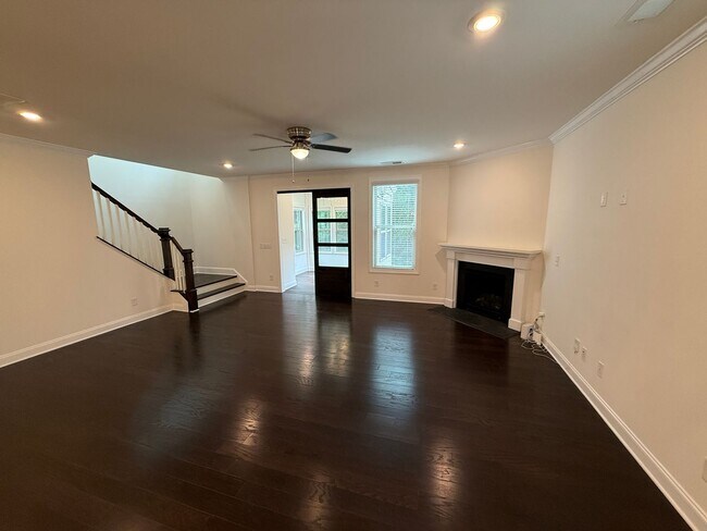 Building Photo - Ballantyne Home in great Location With Sun...