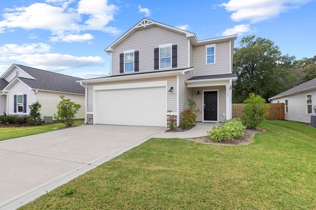 Primary Photo - Welcome to your new home in the heart of L...