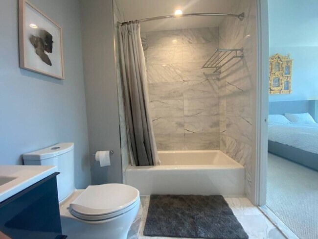 Building Photo - FURNISHED OR UNFURNISHED! One of the Most Desirable Locations On the Wharf!  1 Bed at the VIO! Av...