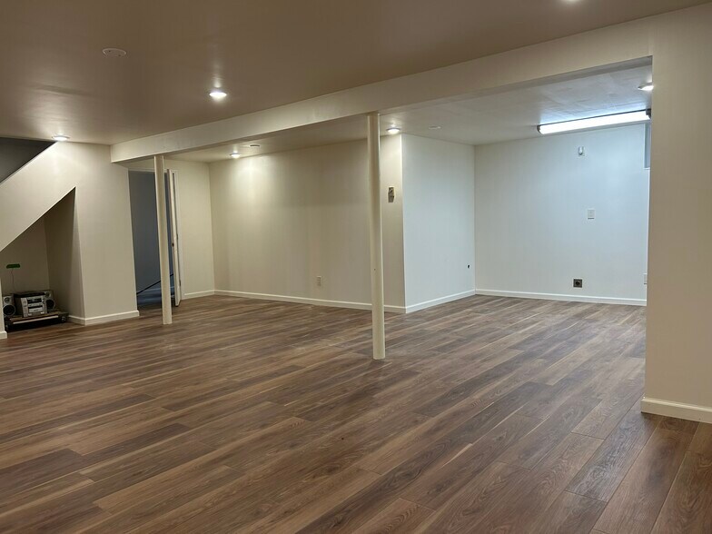 Building Photo - 708 Flintlock Dr