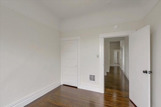 Building Photo - 12th Ave 1340-1342