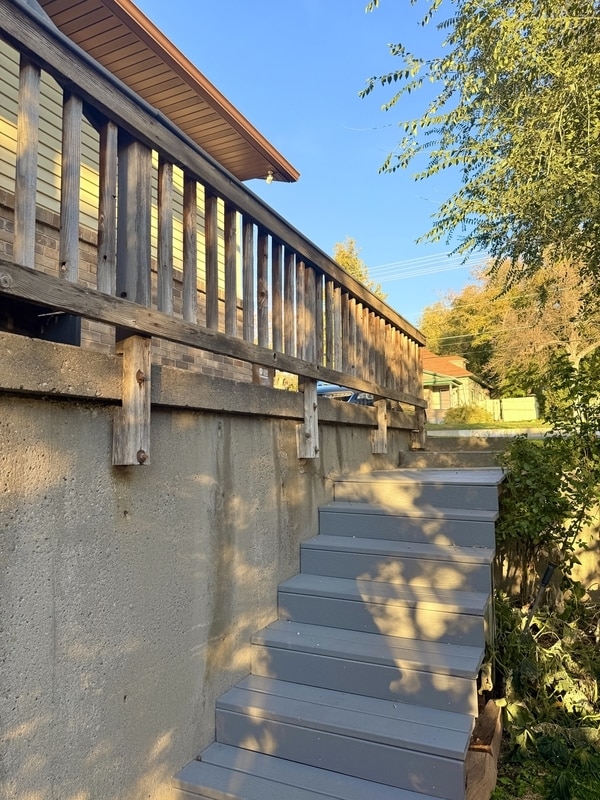 Building Photo - 7428 S 700 E