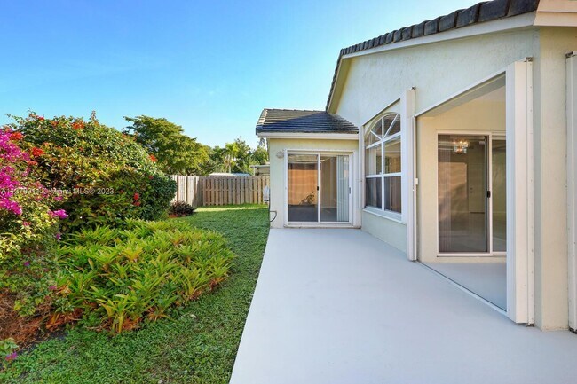 Building Photo - 12357 SW 144th Terrace