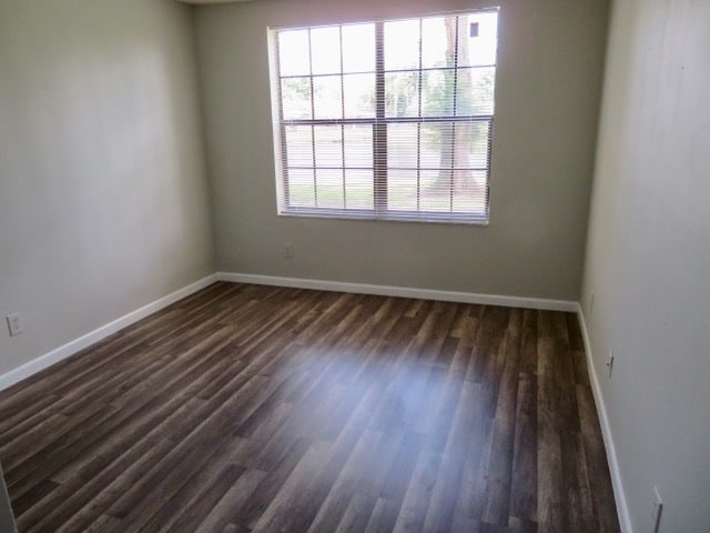 Building Photo - Great unit in Coral Springs