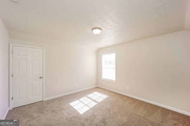 Building Photo - 50 Autumn Ct