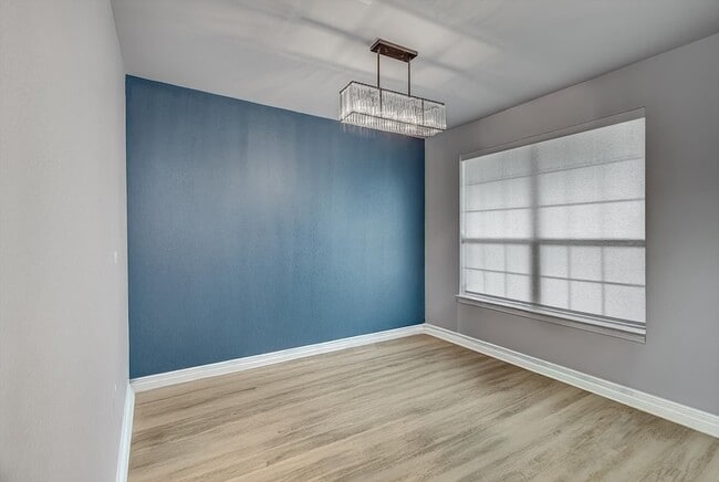 Building Photo - 2319 Gentle Breeze Ln