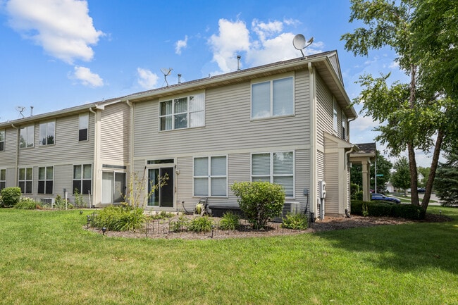 Building Photo - 2253 Sunrise Cir