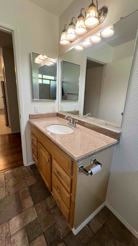 Building Photo - 3591 Quail Lakes Dr