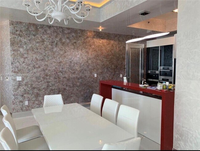 Building Photo - 15901 Collins Ave