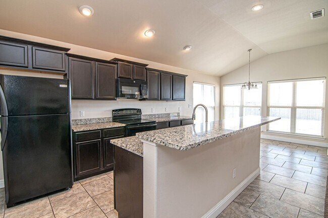 Building Photo - 5917 Mile High Ln