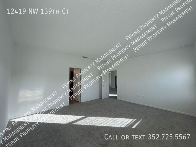 Building Photo - 12419 NW 139th Dr