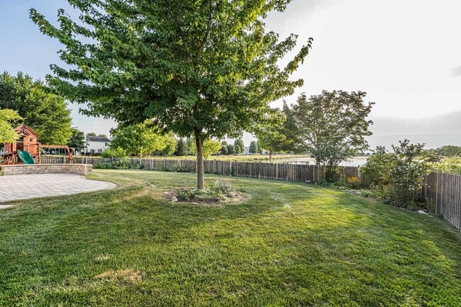 Building Photo - 2513 Simon Dr