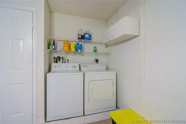 Building Photo - 4297 Pine Ridge Ct