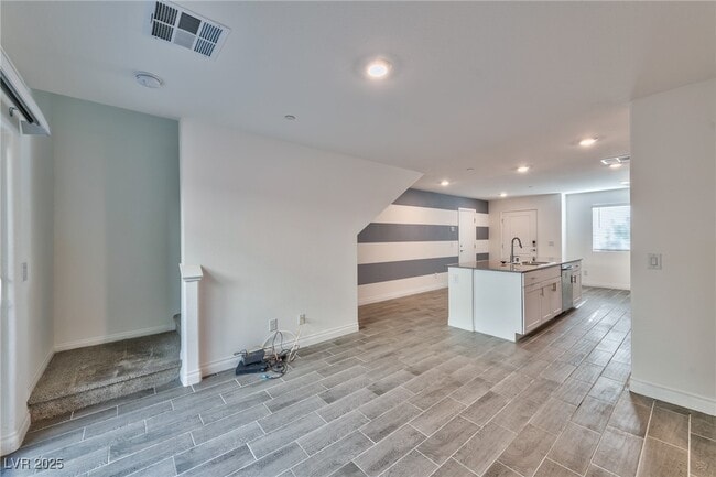 Building Photo - 12146 Scarlet Ember Rd