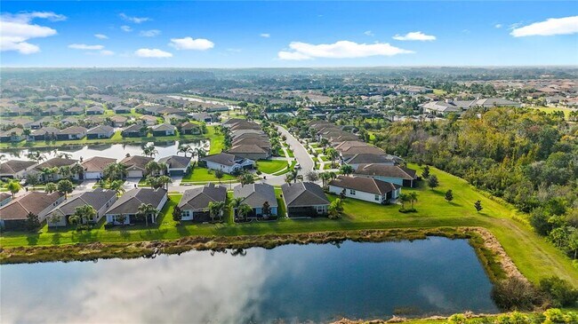 Building Photo - 15459 Santa Pola Dr