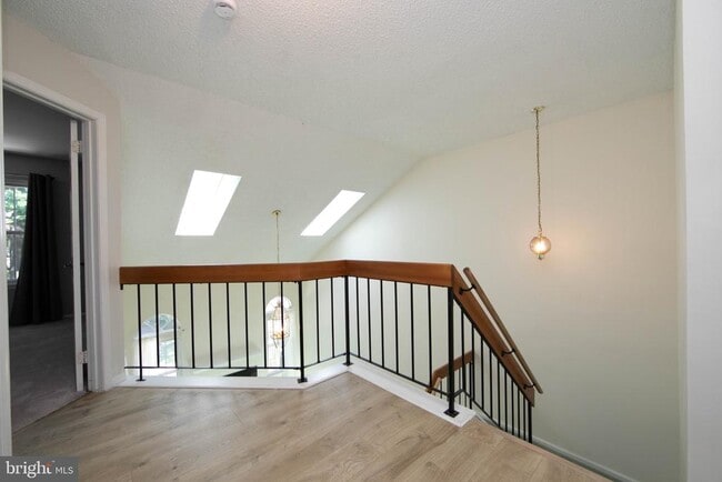 Building Photo - 178 Kettlebrook Dr