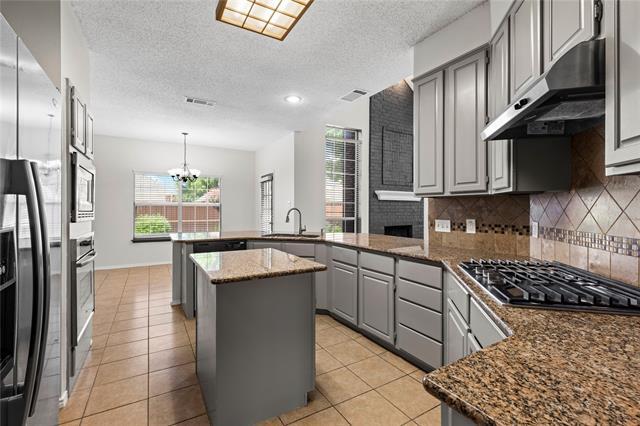 Building Photo - 7421 Avalon Dr