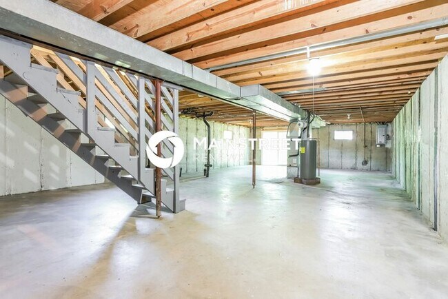 Building Photo - 3 Bedroom Pet-Friendly Home in ARNOLD, MO with Main Street Renewal