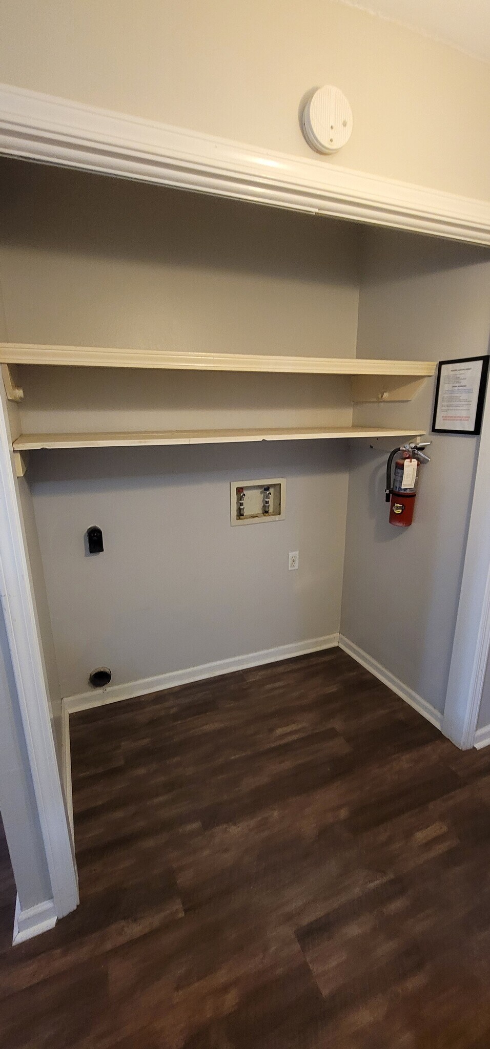 Building Photo - 1748 Port Dr