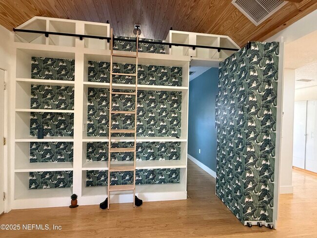 Building Photo - 78 Lincoln St