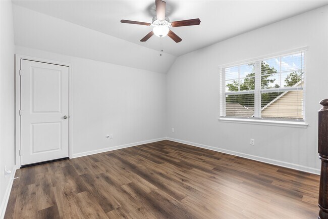 Building Photo - 243 Kendrick Pines Blvd