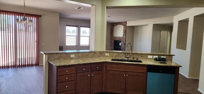 Building Photo - 1626 Sorrel Ln