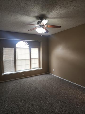 Building Photo - 2917 Clovermeadow Dr