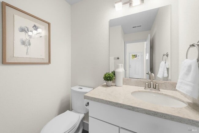 Building Photo - 101 Merrill St