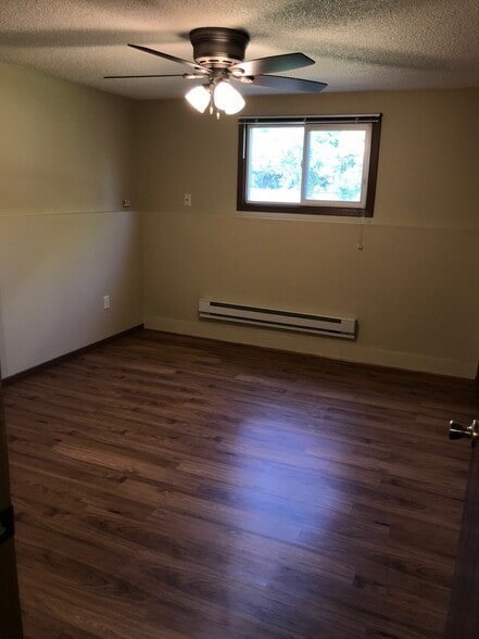 Building Photo - 3224 29th Ct S