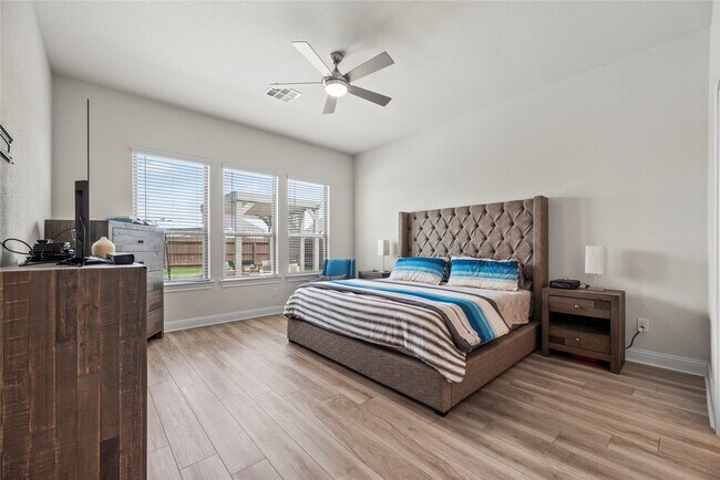 Building Photo - 29510 Enchanted Breeze Ln