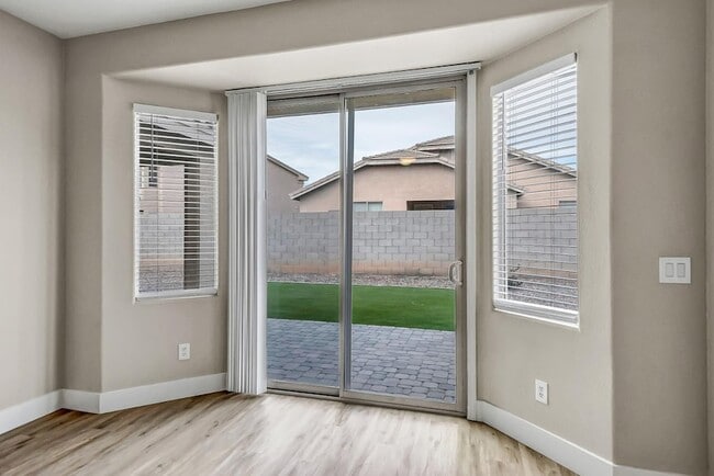 Building Photo - 14456 W Boca Raton Rd