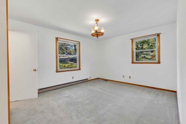 Building Photo - 509 Mathes Ct