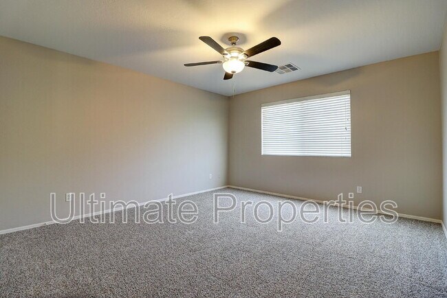Building Photo - 15591 W Shiloh Ave