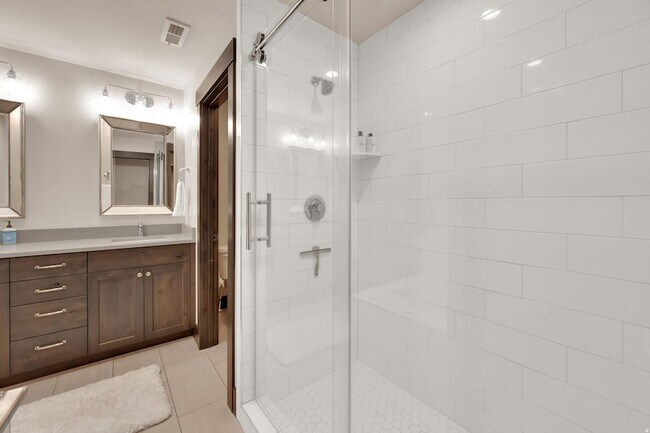 Building Photo - 6357 E 820 S